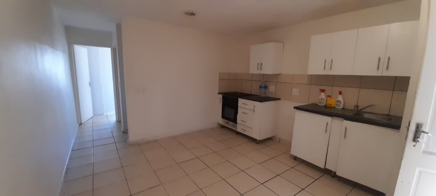 To Let 1 Bedroom Property for Rent in Maitland Western Cape